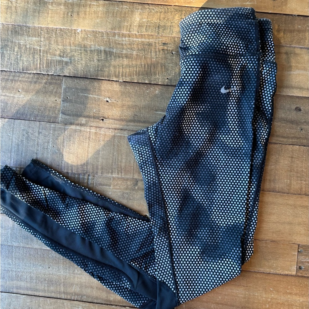 Nike Dri-Fit Running Leggings - Womens Small - Black Mesh Camo Print